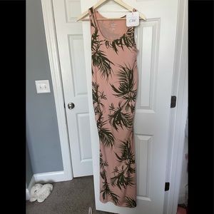 Maternity maxi dress